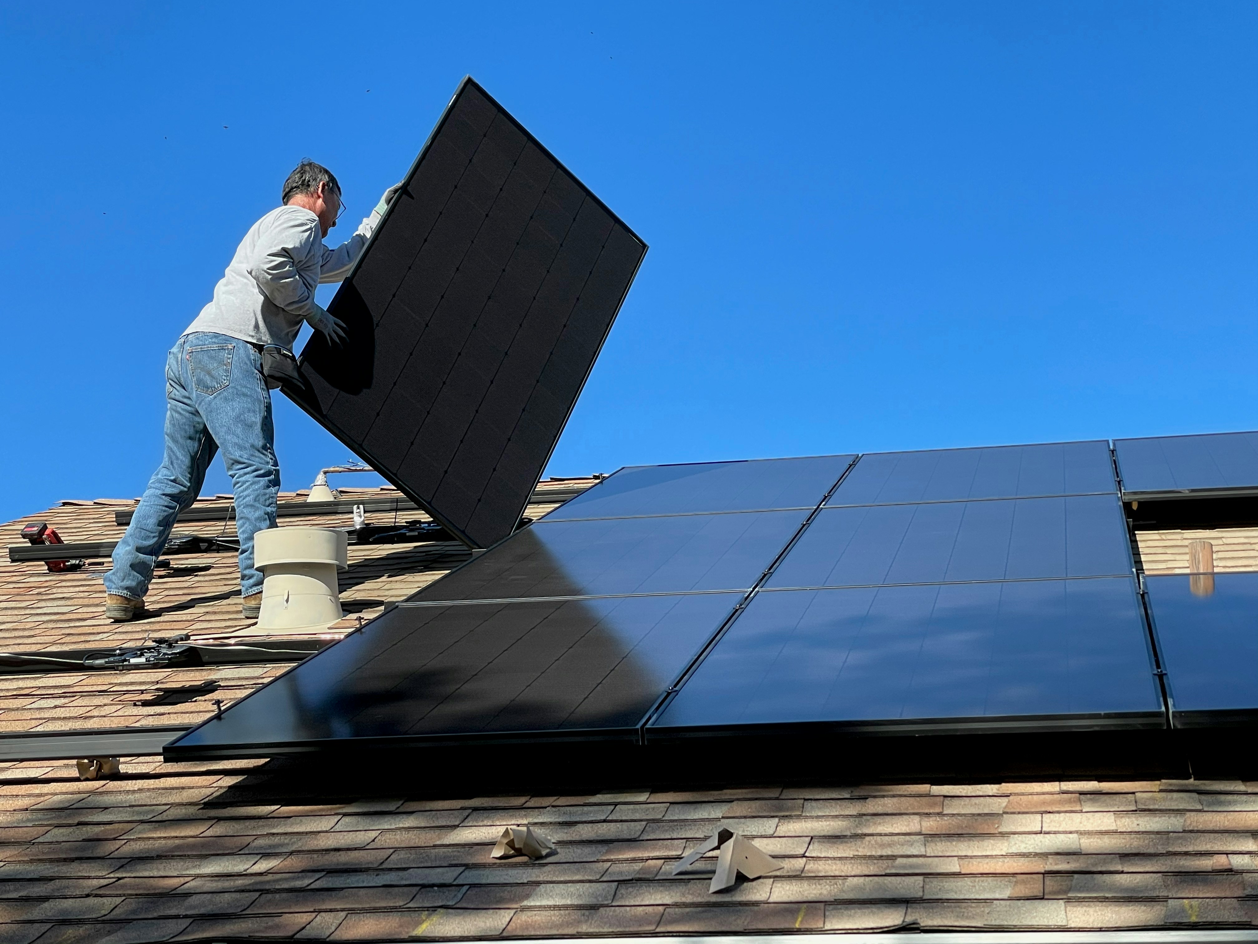 Residential and commercial solar energy solutions