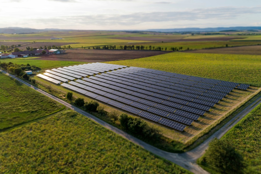 Large commercial solar installation